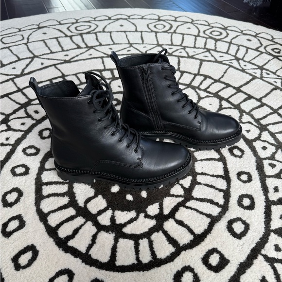 Vince Cabria Lug Boot - size 7.5 / 37.5 - Picture 3 of 8